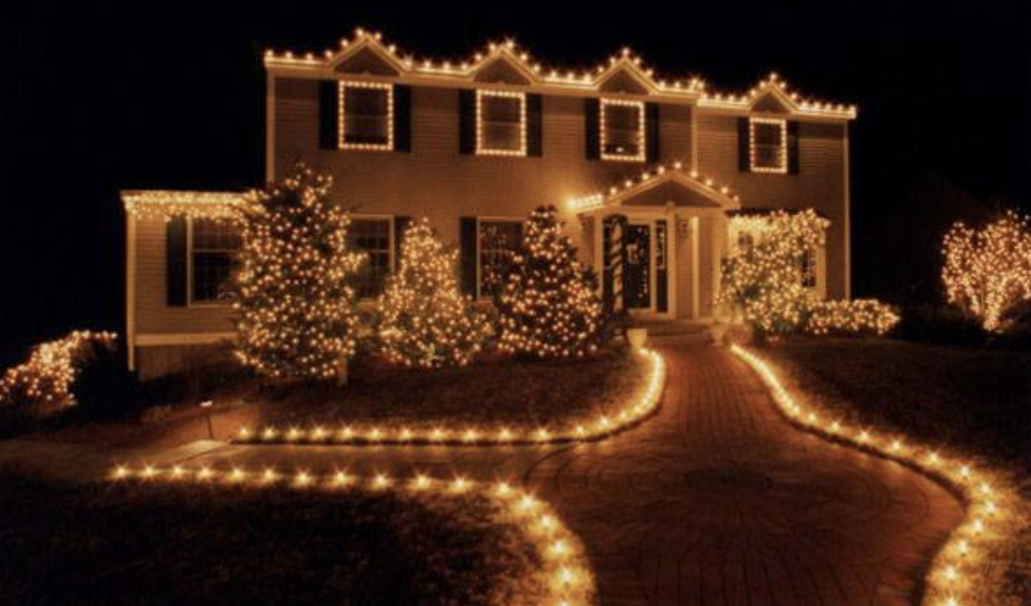 Plymouth-christmas-light-display Xmas Light Brothers